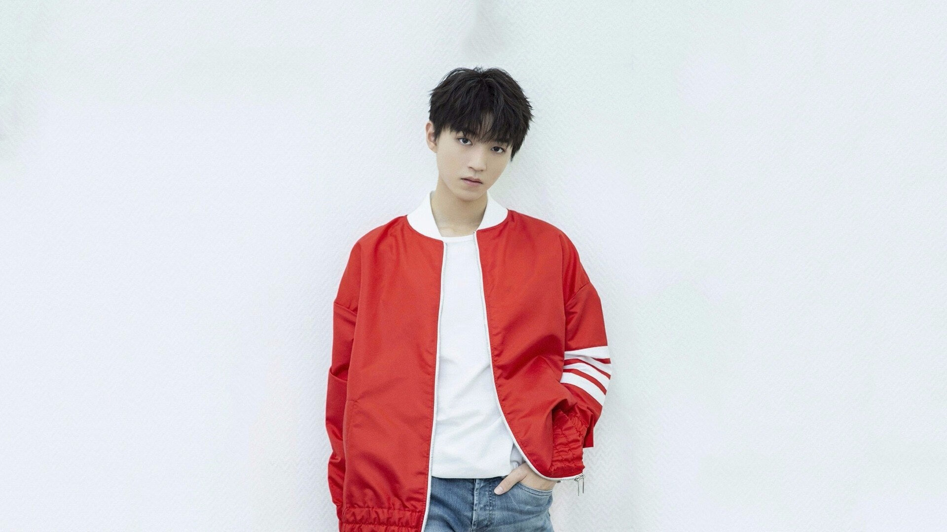 西班牙马术协会与国际马术联合会合作,举办国际马术交流活动,促进技术交流。