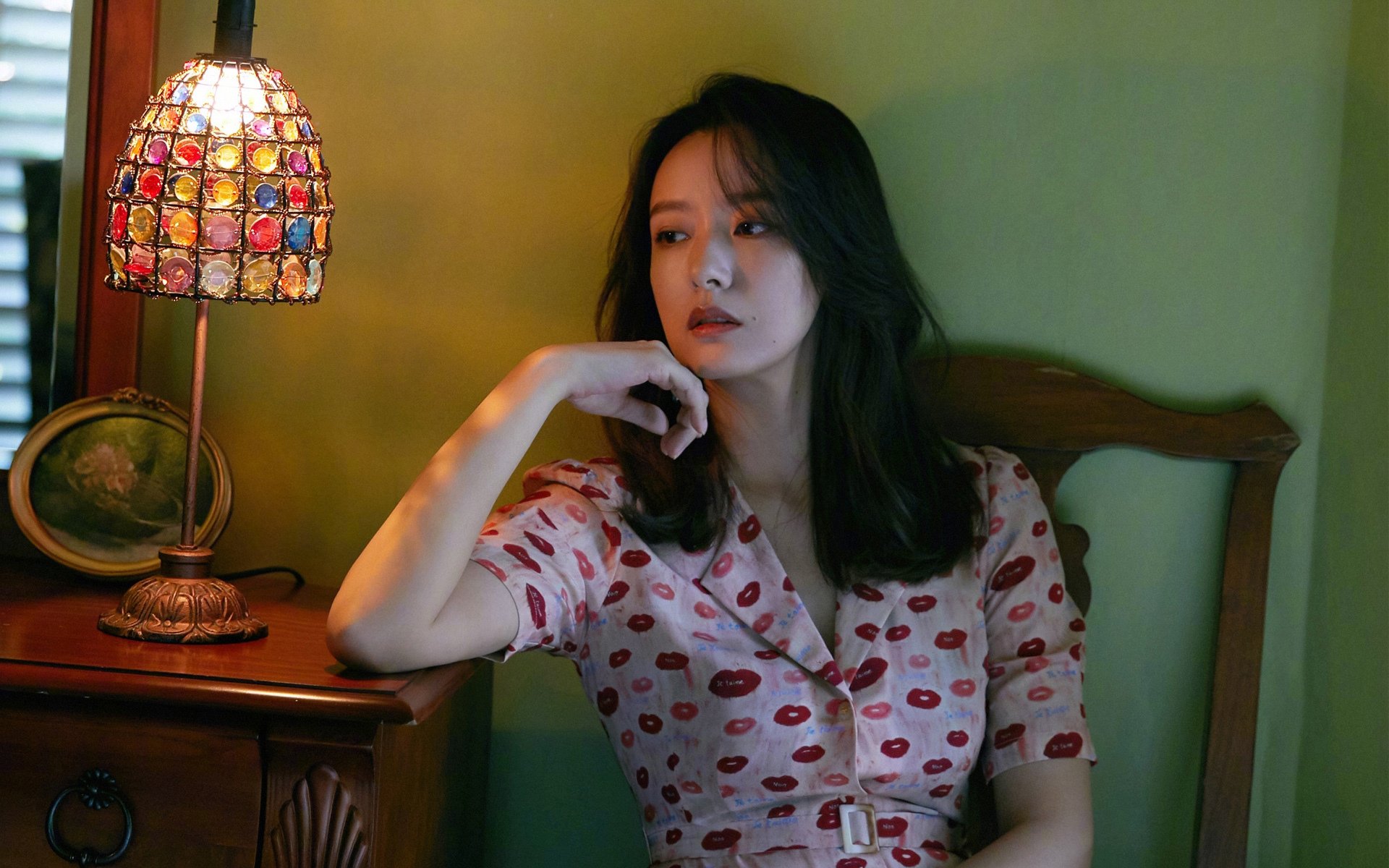 开云官网APP下载-中国香港队赛制解析：如何通过规则优势应对国际强队，香港队进场