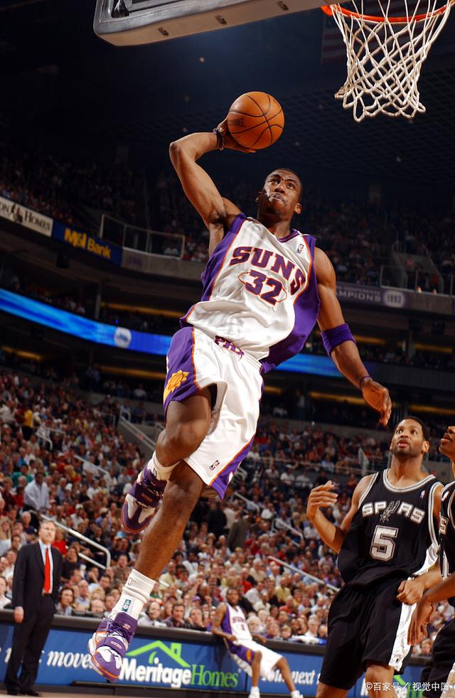 关于开云体育:篮球装备,科技创新是否真的能让篮球运动更加安全?的信息 关于开云体育:篮球装备,科技创新是否真的能让篮球运动更加安全?的信息