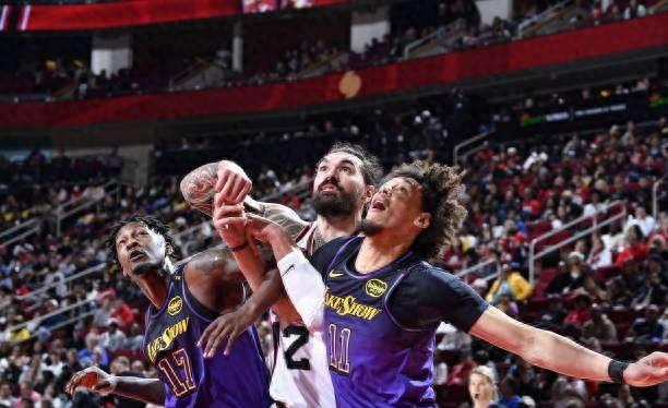 包含开云体育:湖人队交易截止日后的阵容分析:能否冲击总冠军,实现目标?的词条 包含开云体育:湖人队交易截止日后的阵容分析:能否冲击总冠军,实现目标?的词条